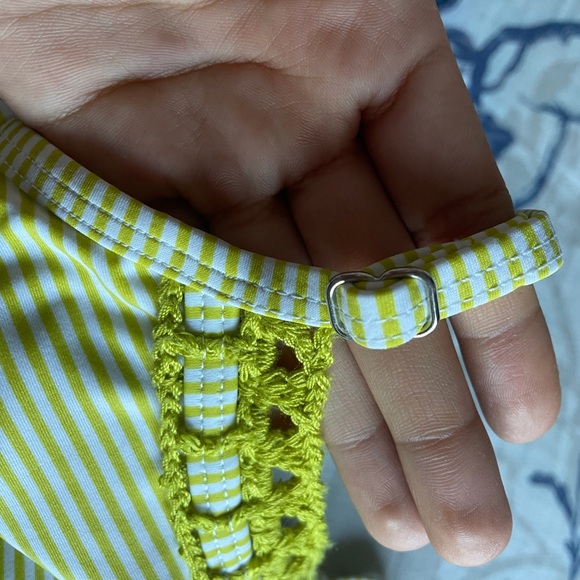 Bathing suit top - Picture 3 of 4